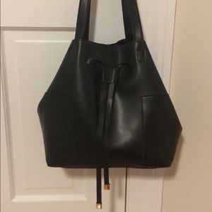 Black faux leather shoulder bucket bag